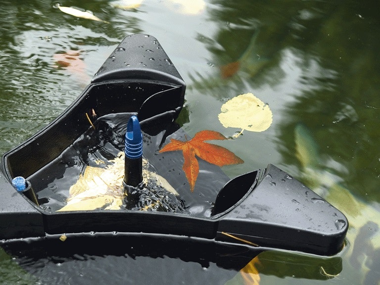 Oase SwimSkim 50 Teichskimmer Oberflächensauger reinigt den Teich von grober Verschmutzung